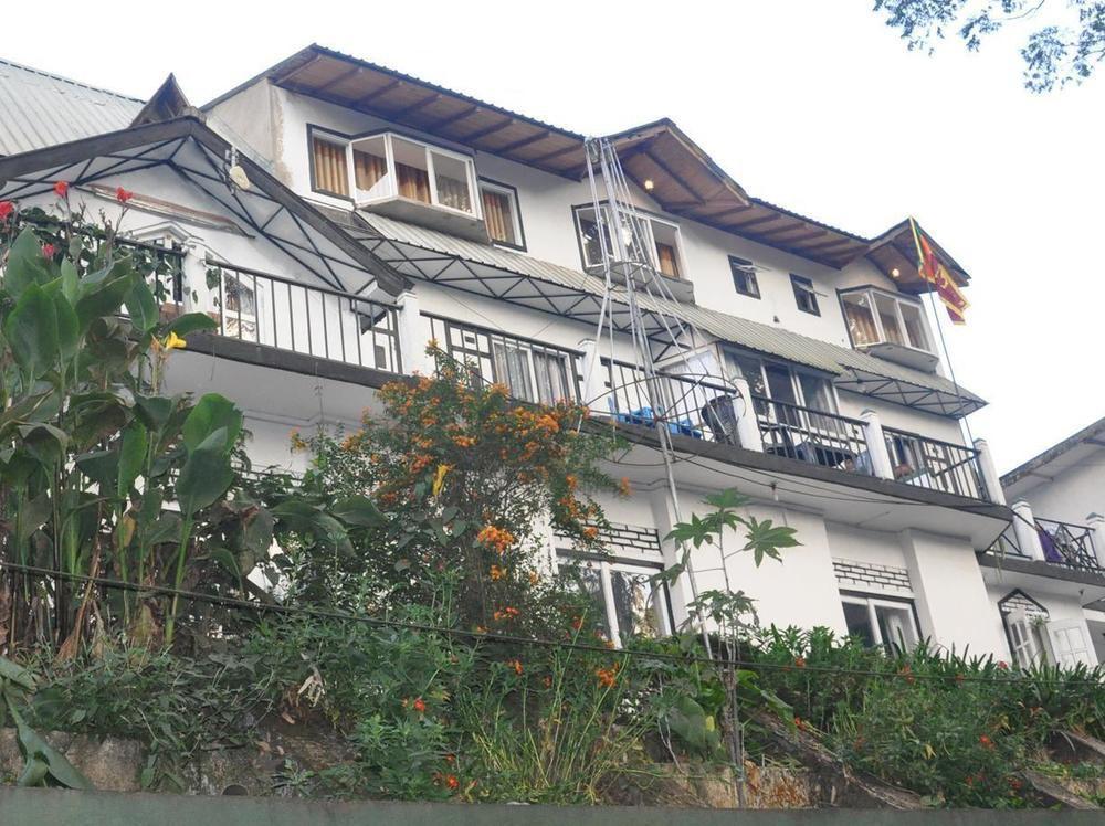 New Tour Inn Nuwara Eliya Exterior photo