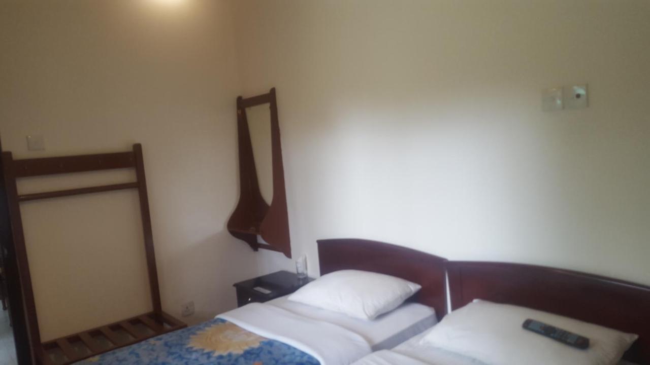 New Tour Inn Nuwara Eliya Exterior photo