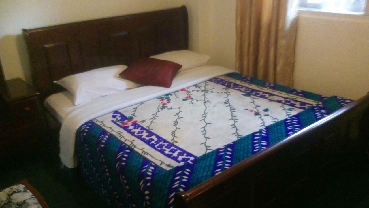 New Tour Inn Nuwara Eliya Exterior photo